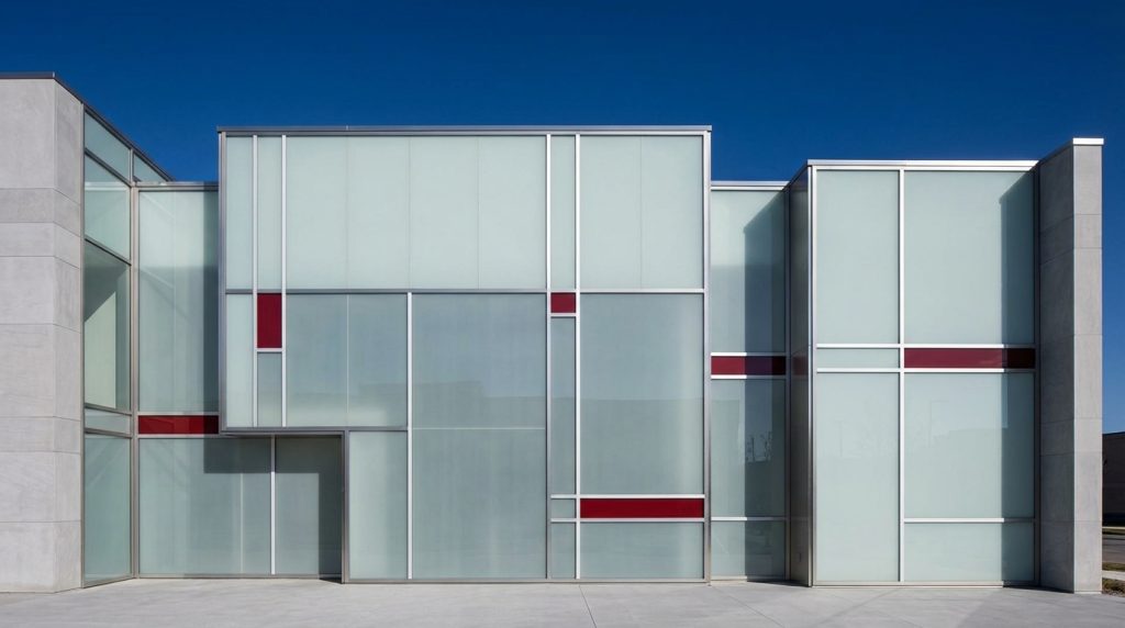 What does it mean to have a transparent government?