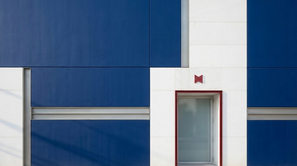 Local Media, Campaign Sites, and Public Records: Comparing Source Types